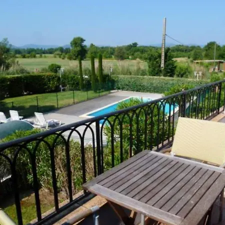 Holiday home Maison Charmante A + Piscine *
