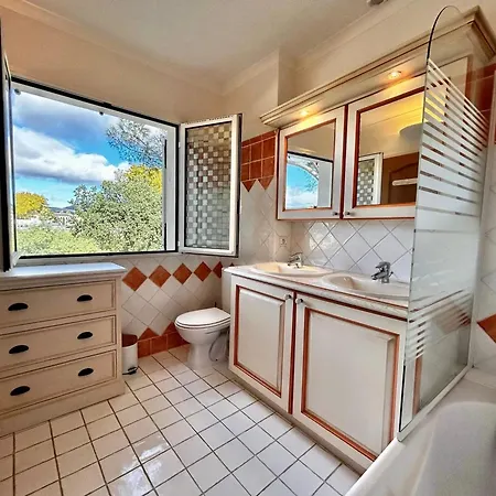 Maison Charmante A + Piscine Semesterbostad *