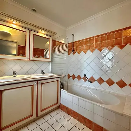 Maison Charmante A + Piscine Semesterbostad