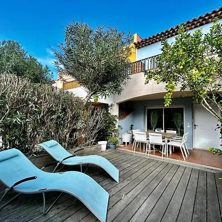 Holiday home Maison Charmante A + Piscine *