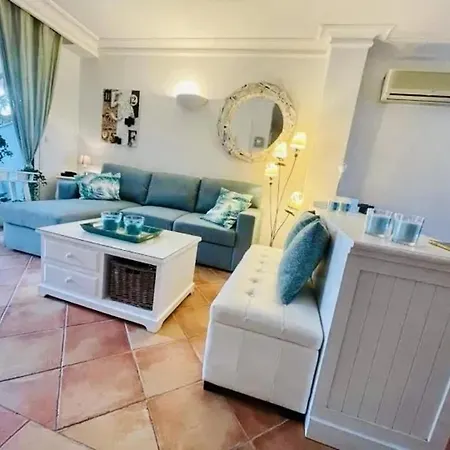 Maison Charmante A + Piscine בית נופש קוגולין