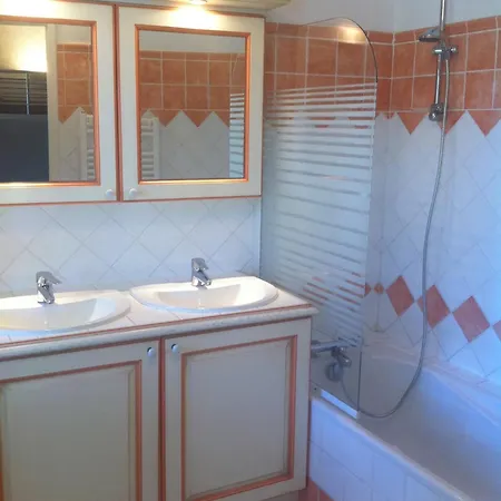 Maison Charmante A + Piscine Semesterbostad *